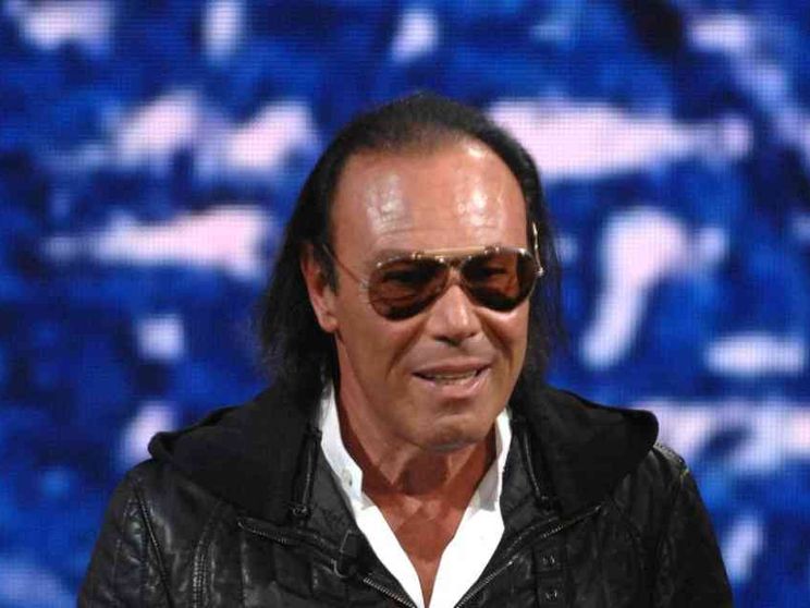 Venditti: «Il mio esame? Ricordo solo matematica»