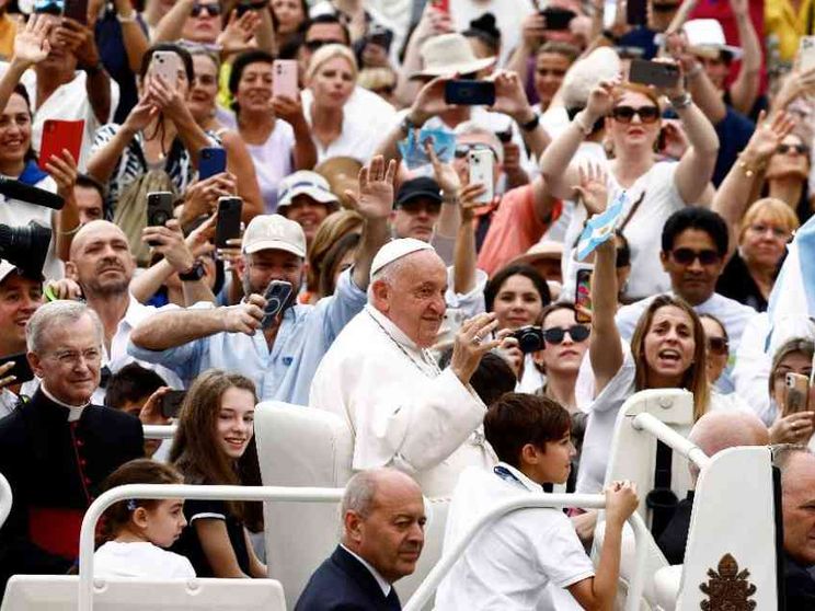 Il Papa: tutti chiamati ad accogliere e integrare i rifugiati