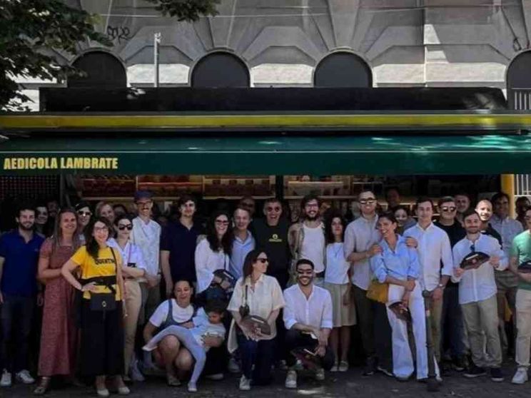 Milano, all'Aedicola di Lambrate l'informazione è "post social"