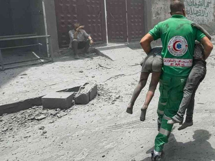 Altre bombe sui campi profughi a Gaza: più di 100 le vittime in 24 ore