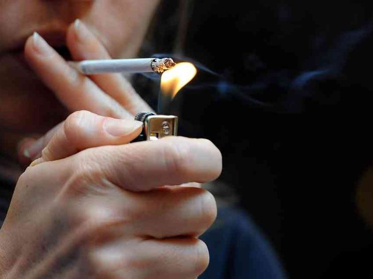 Proibire il fumo all'aperto non limita la libertà: fa bene a tutti