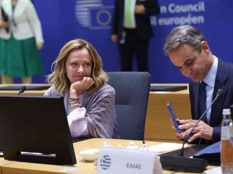 Meloni si astiene su Von der Leyen, no a Costa e Kallas. Ma il pacchetto passa