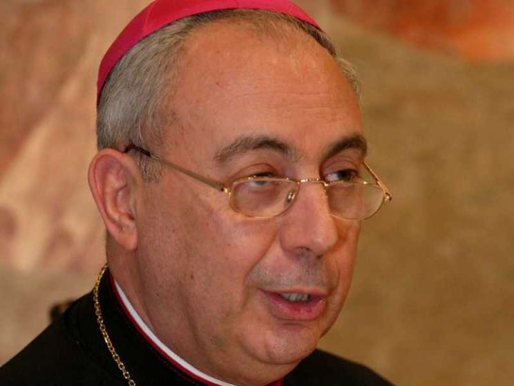 «Habemus Papam»: chi è il nuovo cardinale protodiacono (e i suoi compiti)