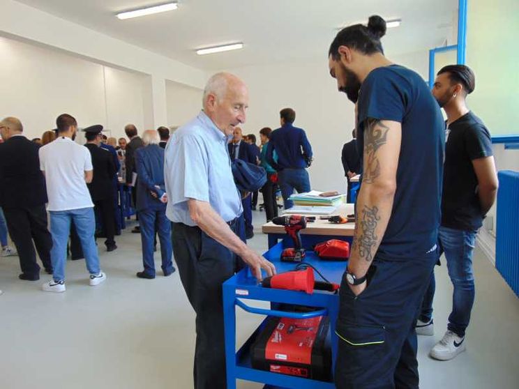 Quelle vite dentro il carcere riaccese dai quadri elettrici