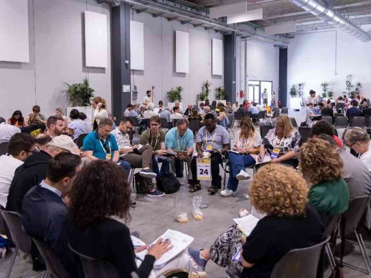 La lettera delle associazioni al Paese: «Sulle riforme dialogo costituente»