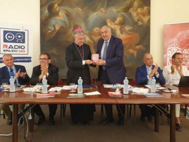 Il Papa scriva a Palermo per il Festino di santa Rosalia