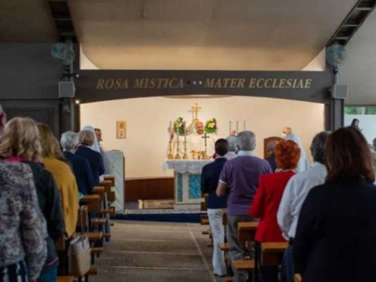 Via libera al culto di Maria Rosa Mistica. «Fontanelle è dono per la Chiesa»
