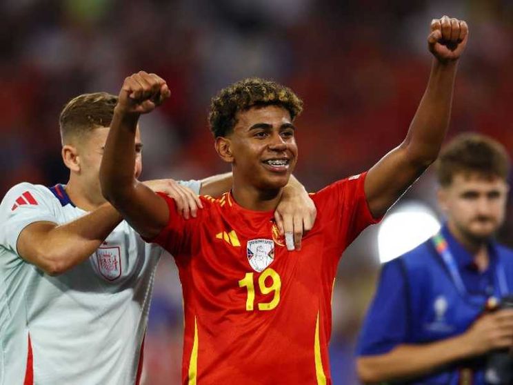 Spagna, prima finalista. Francia eliminata