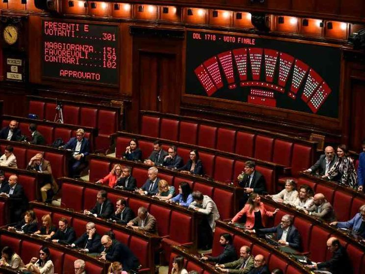 Via l'abuso d'ufficio, più regole sulle intercettazioni: cosa c'è nel ddl Nordio