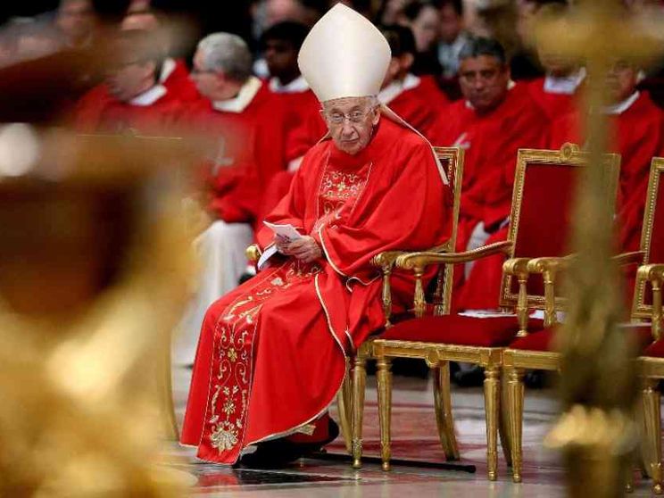 Il cardinale Camillo Ruini dimesso dal Gemelli