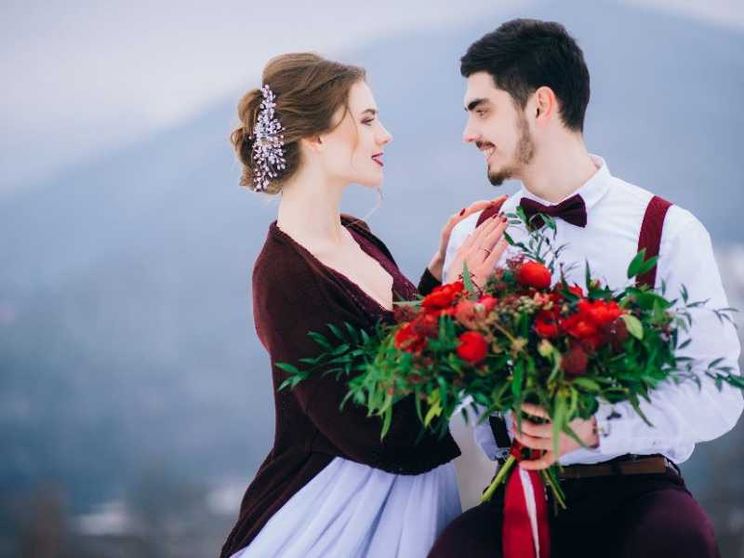 Sontuoso, ecologico ma finto. Ecco come si svolge un matrimonio laico