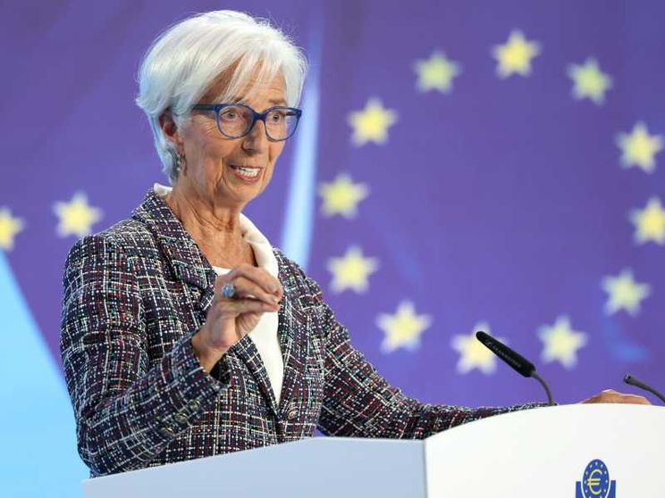 La Bce lascia i tassi invariati. Lagarde: «Per settembre è tutto aperto»