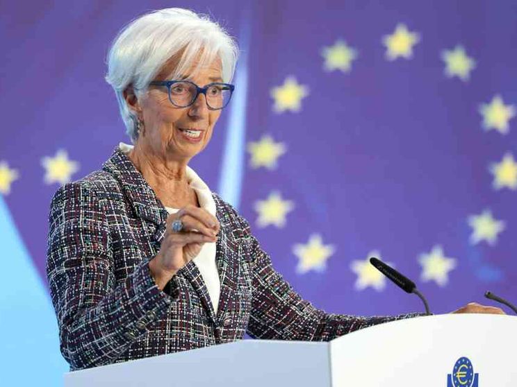 La Bce lascia i tassi invariati. Lagarde: «Per settembre è tutto aperto»