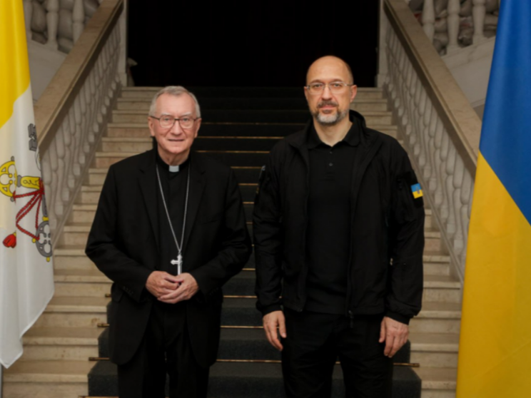 Pace giusta, prigionieri, bambini e cibo: l'Ucraina “chiama” la Santa Sede