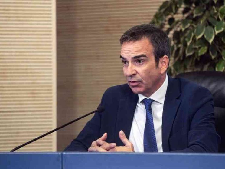 Forza Italia: serve una moratoria. Maggioranza in affanno