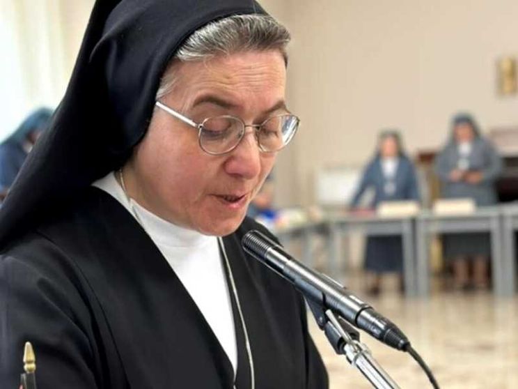 Suore Collegine: madre Alongi confermata superiora generale