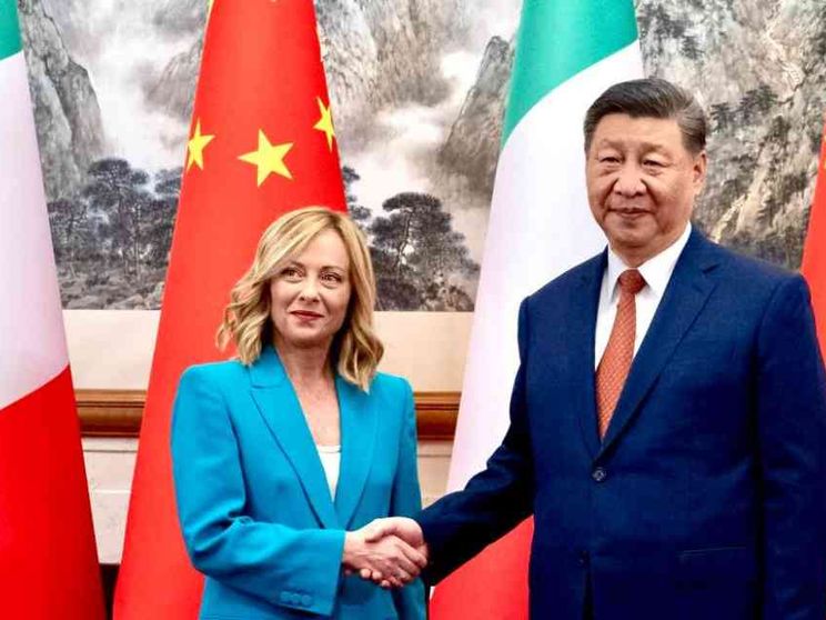 Meloni incontra Xi: «Cina essenziale per dinamiche internazionali»