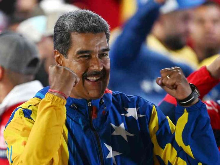 Maduro al bivio: ricontare o restare isolato. Che cosa può accadere ora