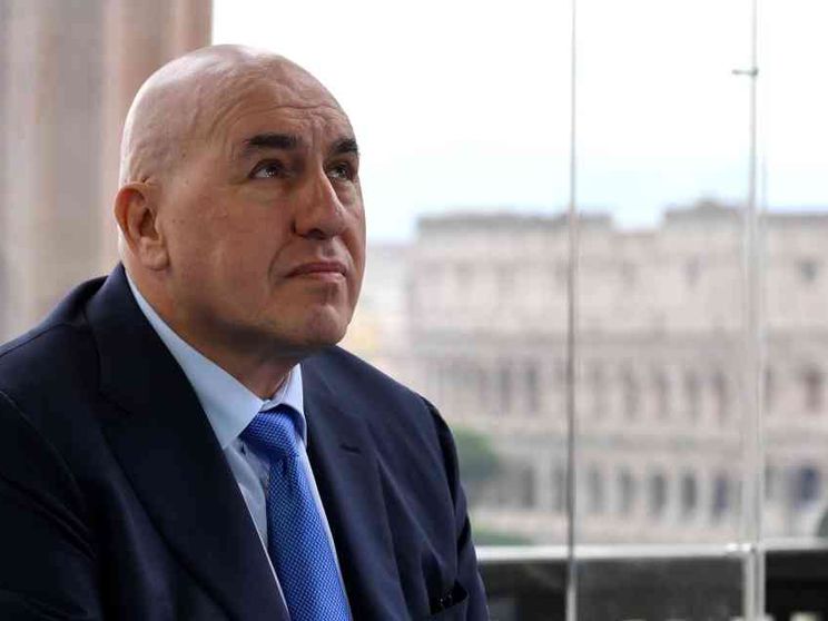 Sale la preoccupazione. Crosetto: Tempo è scaduto. Tajani: Proteggere italiani