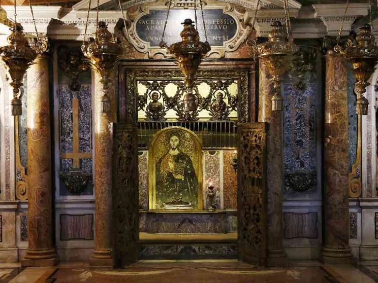 Nelle fondamenta della Chiesa la certezza della tomba di Pietro