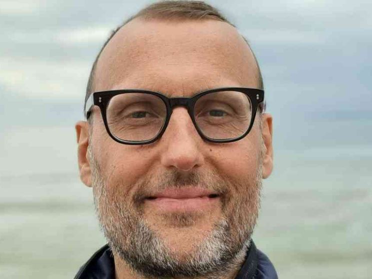 La diagnosi, le domande, lo “scarto”: dal nostro inviato su fronte del cancro