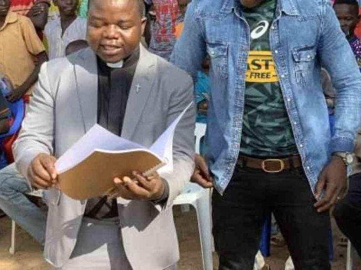 Prete malato arrestato in Ciad senza accuse