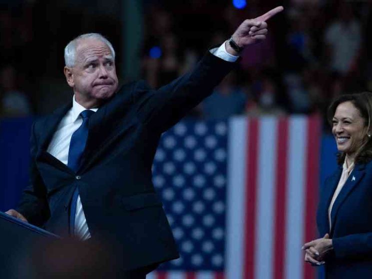 Tim Walz, lo «zio d'America» che piace alla gente