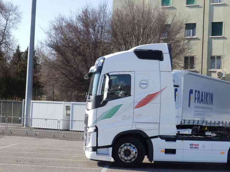 Sono pochi, così i camionisti dovranno lavorare fino a 70 anni