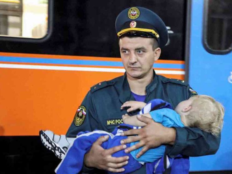 Per fermare l'avanzata ucraina a Kursk, Putin sgancia la bomba termobarica