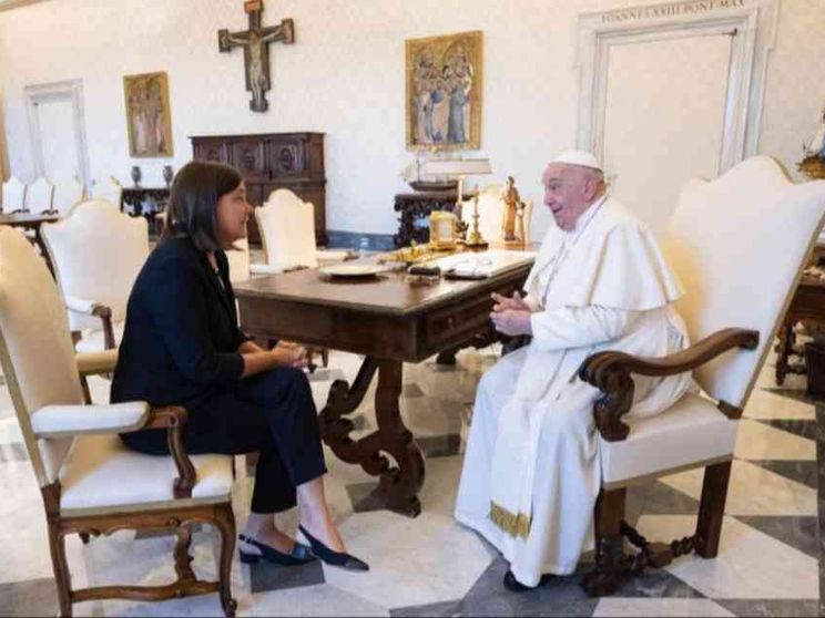 Papa Francesco riceve la rettrice della Cattolica Beccalli