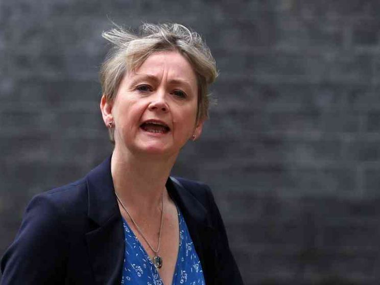 La linea della ministra degli Interni: la misoginia? «Come il fondamentalismo»