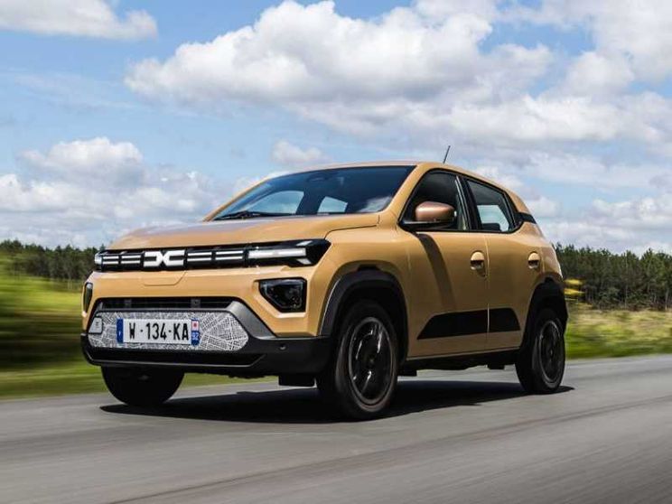 Costa poco e rende molto: Dacia Spring, l'elettrica democratica