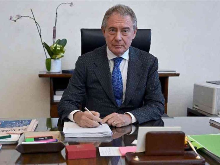 Governo e Stellantis ai ferri corti