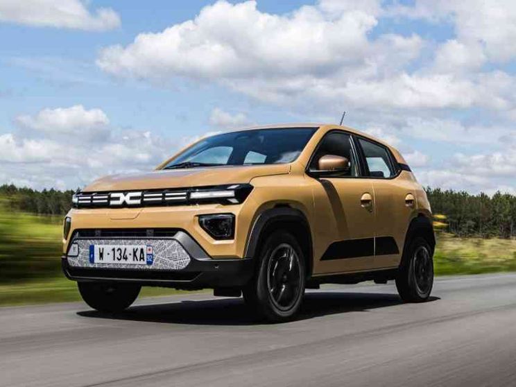 Costa poco e rende molto: Dacia Spring, l'elettrica democratica
