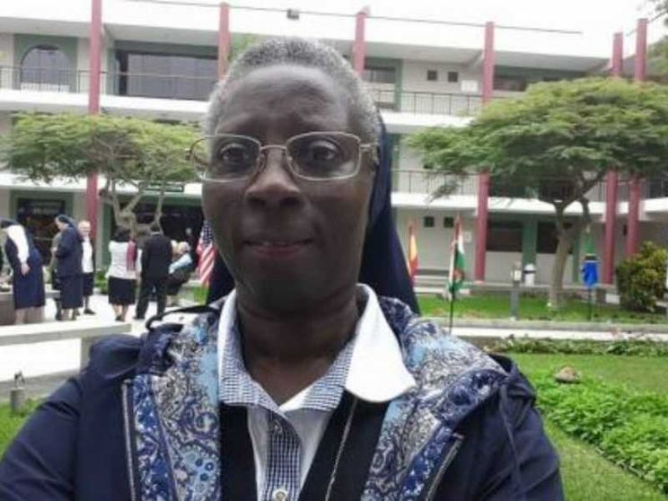 Una suora della Guinea Bissau alla guida dell'Infanzia missionaria