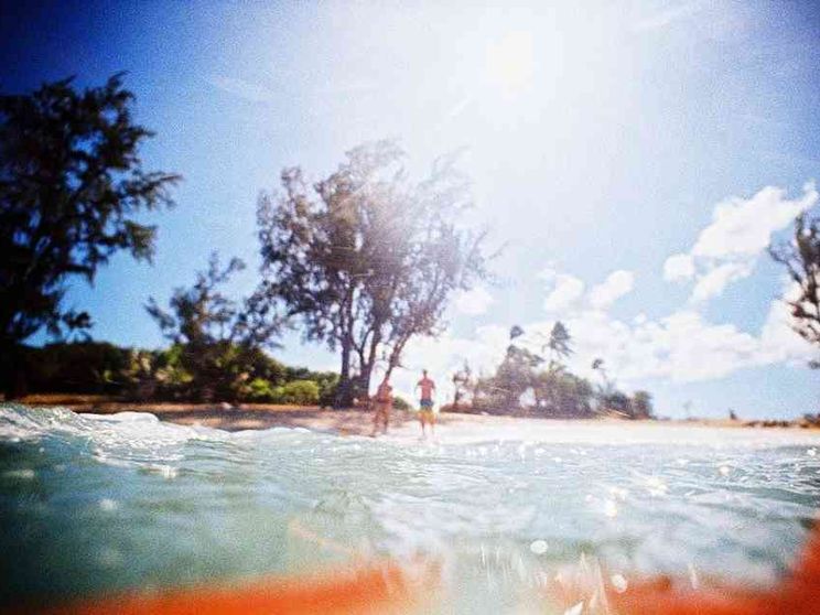 Spopola la “workation”: si lavora, ma la scrivania è vista mare