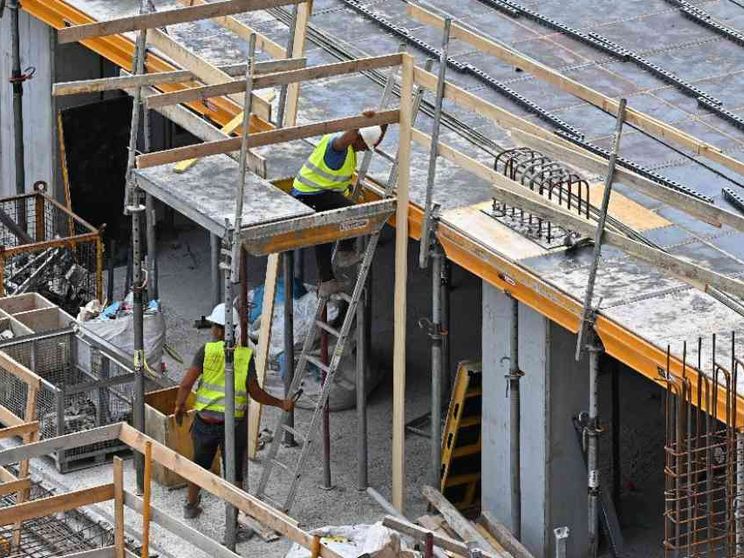 La disoccupazione è ai minimi da 16 anni: le cifre del lavoro che cresce