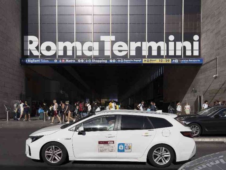 Nuove licenze per i taxi a Roma: costano 75mila euro l'una