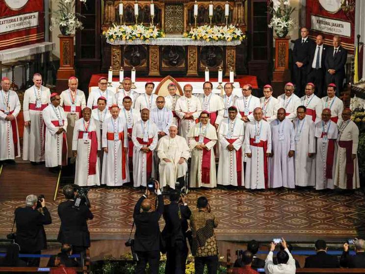 Il Papa: «Aiutare i poveri non è comunismo, è carità»