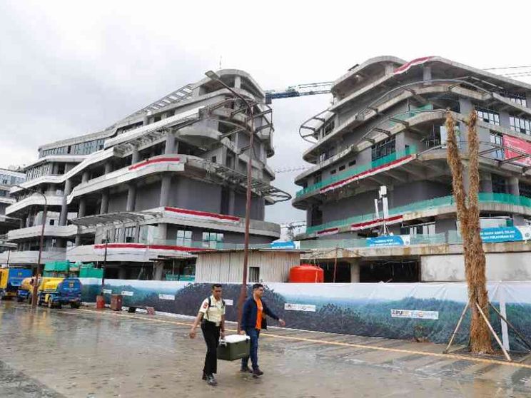 Giacarta si spegne, e la nuova capitale spaventa gli ecologisti