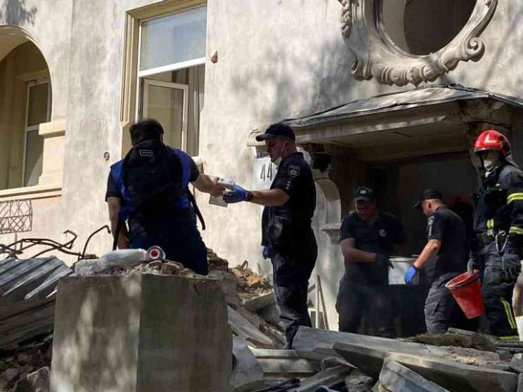 Dalla Caritas a Sant'Egidio, «così soccorriamo le famiglie bombardate»