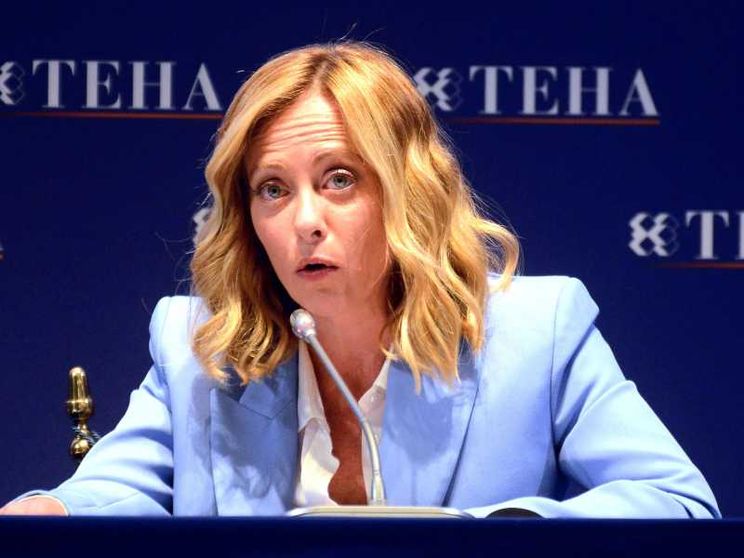 Meloni: «Il governo non è più debole, avanti fino a fine legislatura»