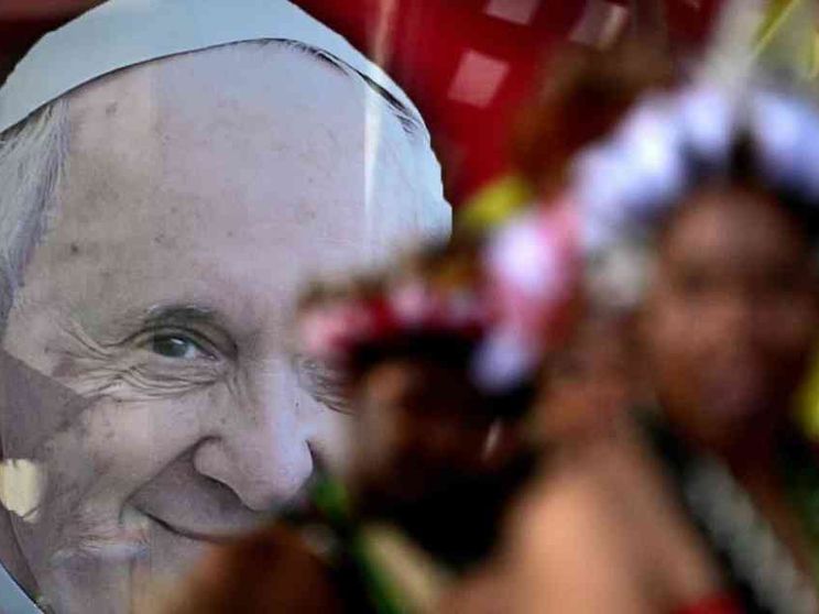 Perché il Papa va agli estremi confini della terra?