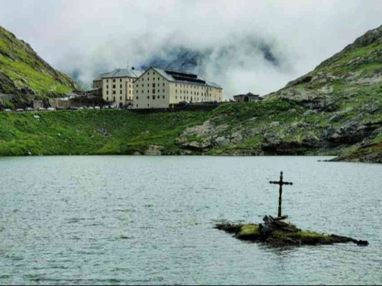 “Adorare e nutrire Cristo” nel viandante. Da mille anni al Gran San Bernardo