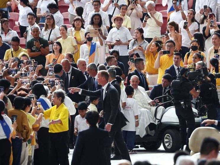 L'omelia del Papa: «Senza amore non si costruisce niente»