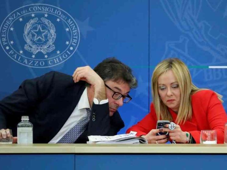 «Più detrazioni o Assegno rafforzato». Asse tra FdI e Lega