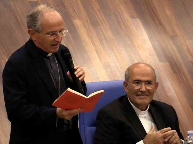 Il cardinale Tolentino apre la Scuola biblica paolina