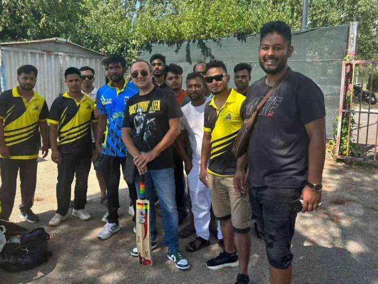 Sami e gli altri, che al cricket non rinunciano: «Lasciateci giocare»