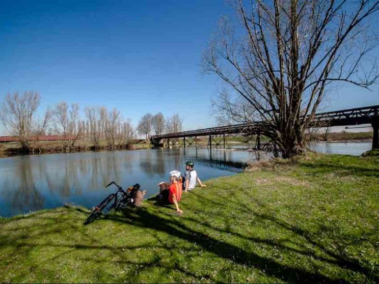 Tra terra e fiumi, sulle ciclovie cremonesi guidati da una App