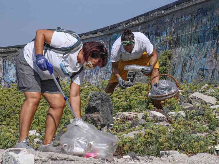 Eliminare i rifiuti illegali, una giornata di impegno civile